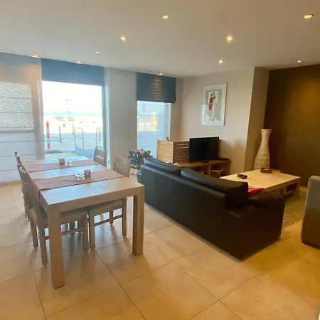 Appartement Deluxe With Shared Pool Oostende