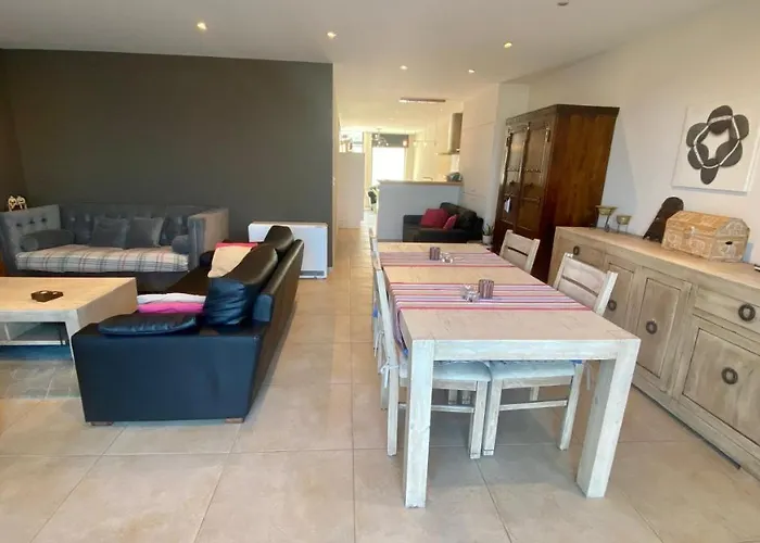 Deluxe With Shared Pool Ostend