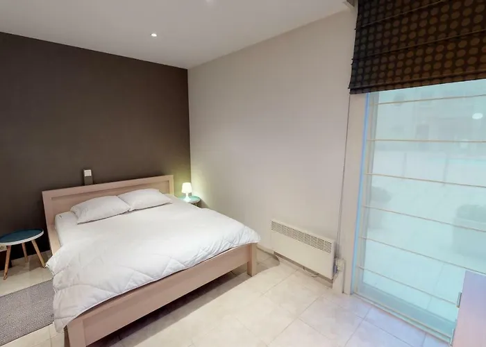 Deluxe With Shared Pool * Ostend