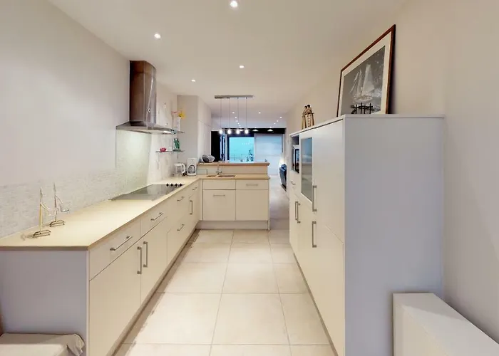 Apartment Deluxe With Shared Pool Ostend